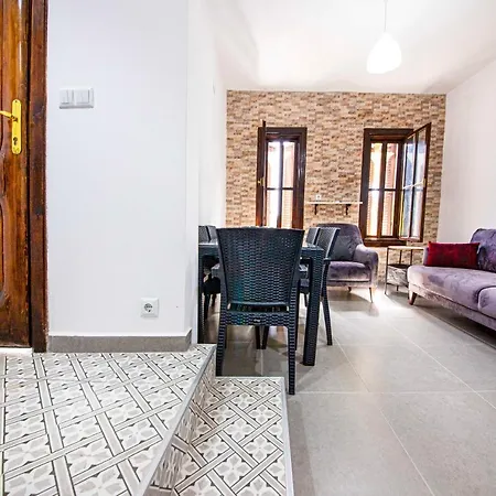 펜션 Invigorating With Balcony, Terrace And Backyard In Bodrum 터그트레이스
