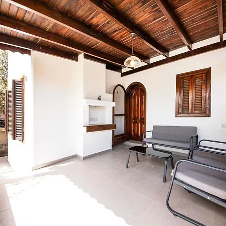 Invigorating With Balcony, Terrace And Backyard In Bodrum