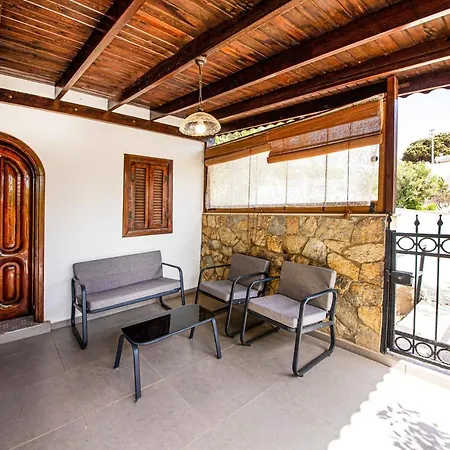Invigorating With Balcony, Terrace And Backyard In Bodrum Holiday home Turgutreis